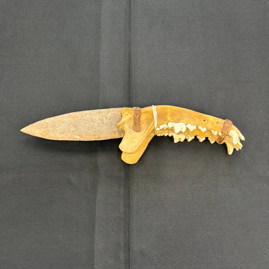Wolf Jaw Flint Knife