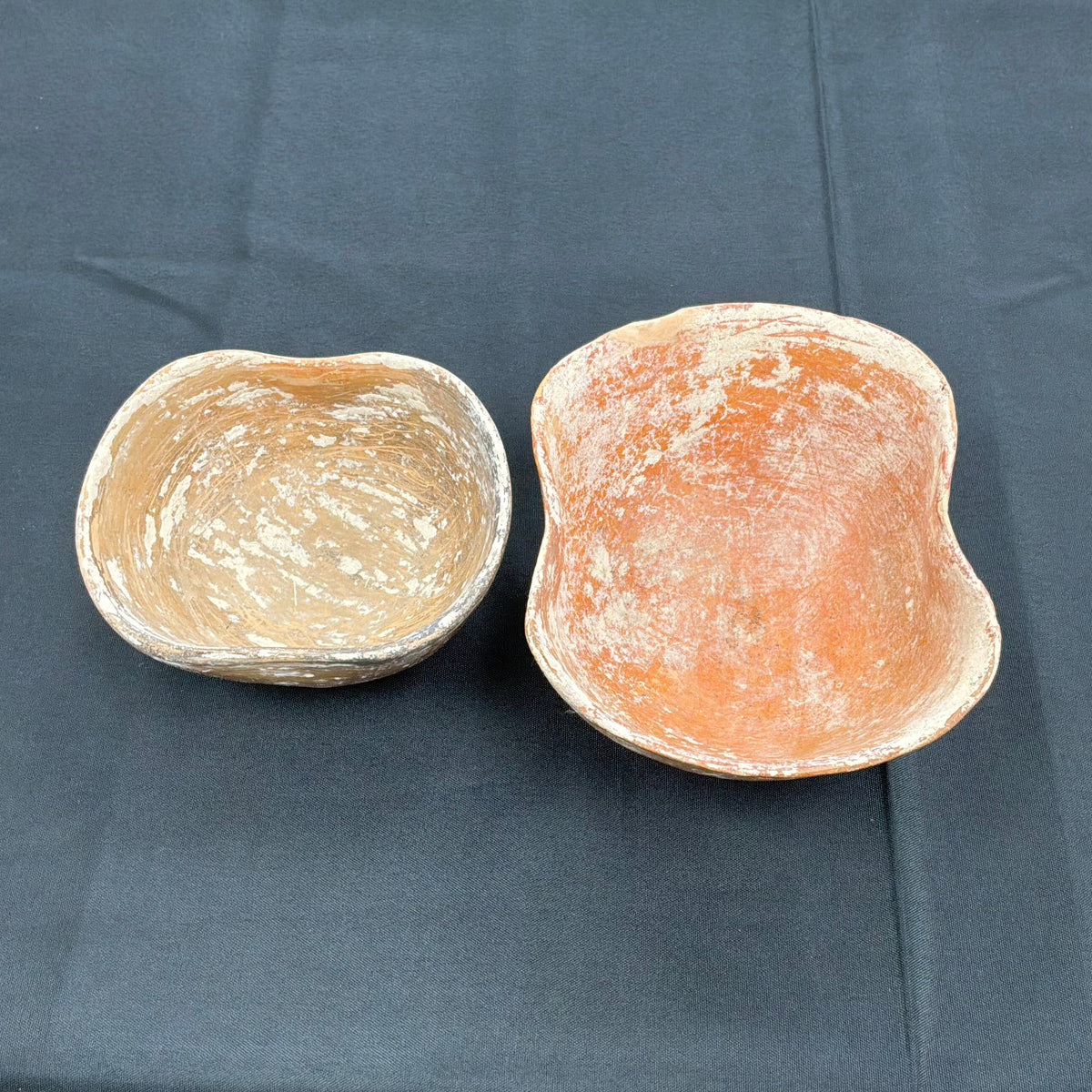 Pinch Type Bowls (Set of 2)