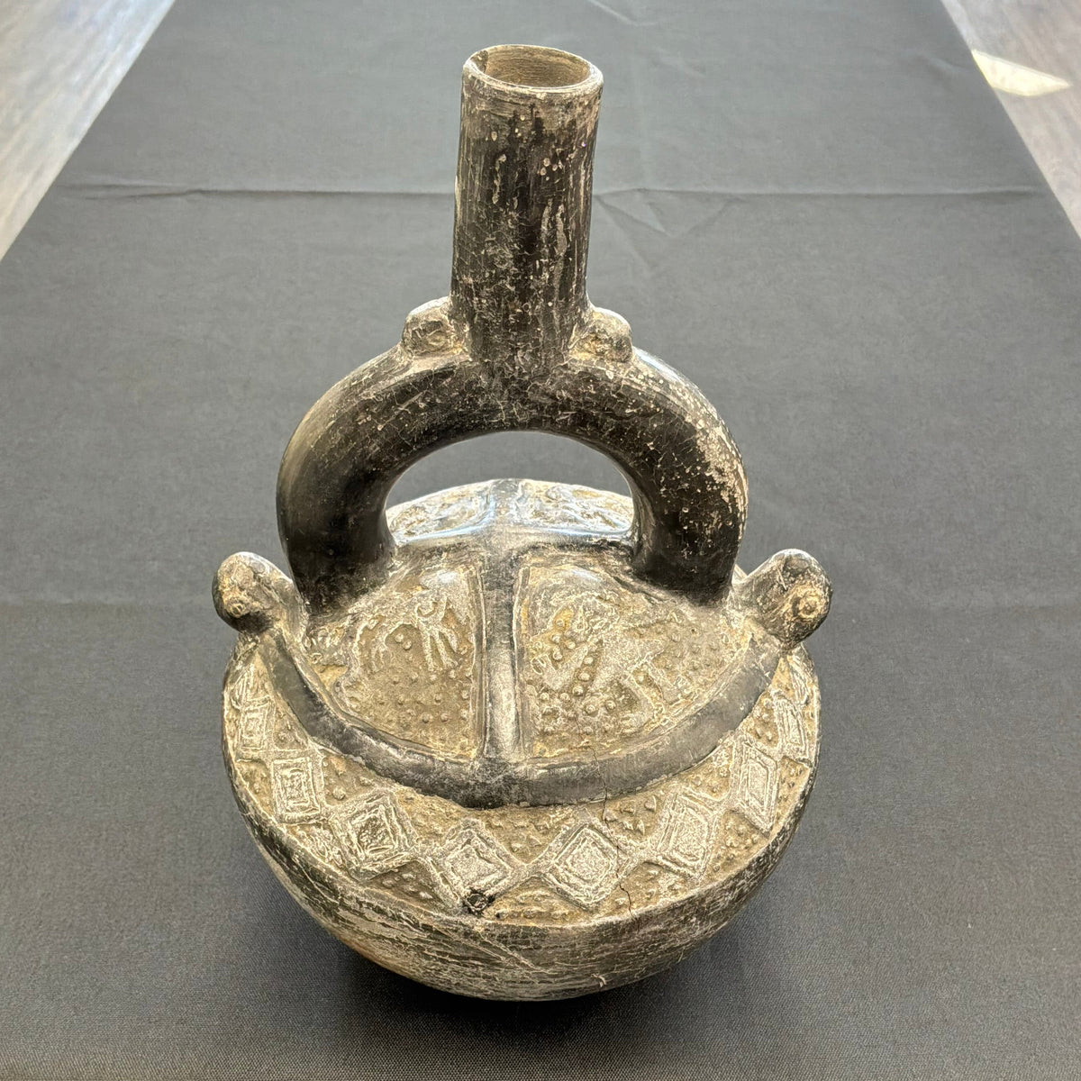 Chimu Stirrup Vessel
